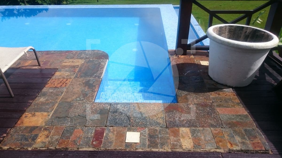 Piscina tarde